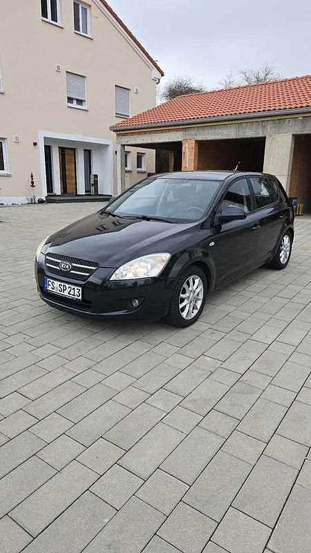 Gebraucht 2008 Kia Ceed EX Limousine | 4.490 € - Bild 1/4