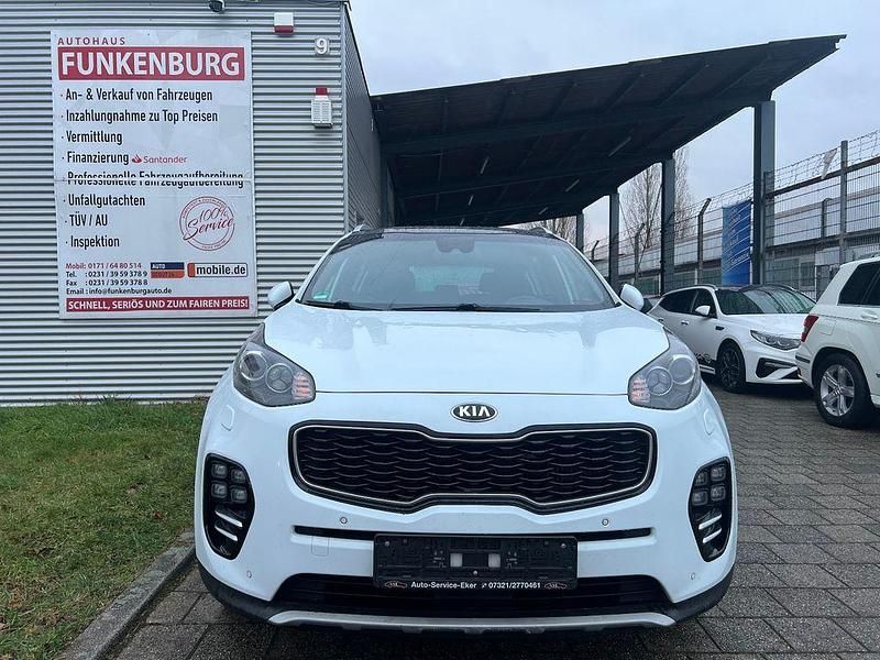 Weiß Gebraucht 2018 Kia Sportage GT-Line SUV | 17.900 € (Fairer Preis) - Bild 1/4