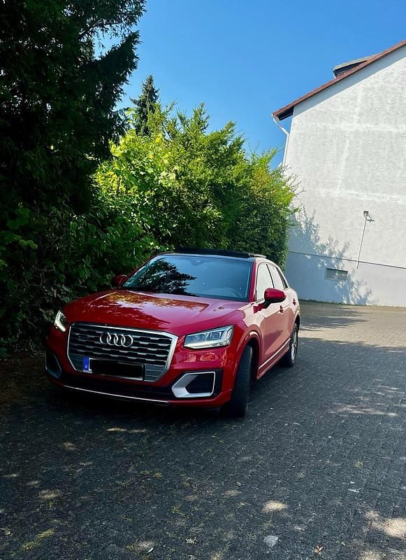 Rot Gebraucht 2017 Audi Q2 Sport SUV | 19.000 € (Guter Preis) - Bild 1/2