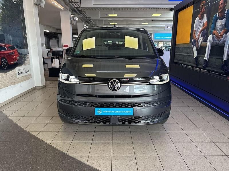 Gebraucht VW Multivan Life 177 PS (130 kW) 2025 Grau Van