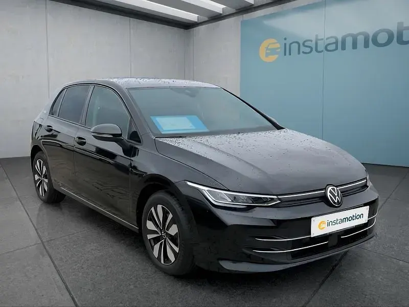 Gebraucht VW Golf VIII 116 PS (85 kW) 2025 Schwarz Kleinwagen