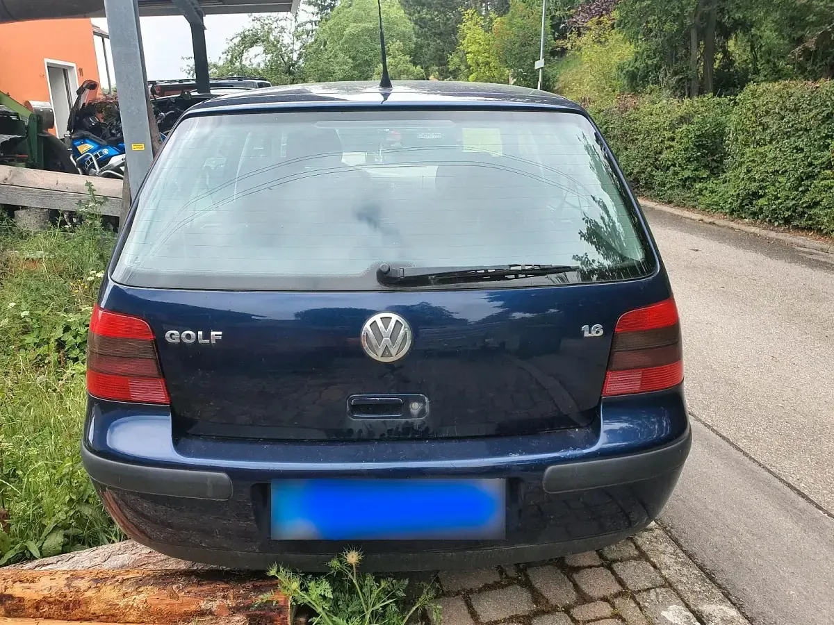 Gebraucht VW Golf IV 105 PS (77 kW) 2002 Blau Limousine