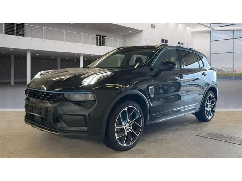 Schwarz (metallic) Gebraucht 2021 Lynk & Co 01 SUV | 23.980 € (Fairer Preis) - Bild 1/3