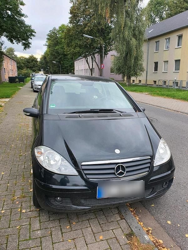 Schwarz Gebraucht 2005 Mercedes A150 Kleinwagen | 1.900 € (Fairer Preis) - Bild 1/4