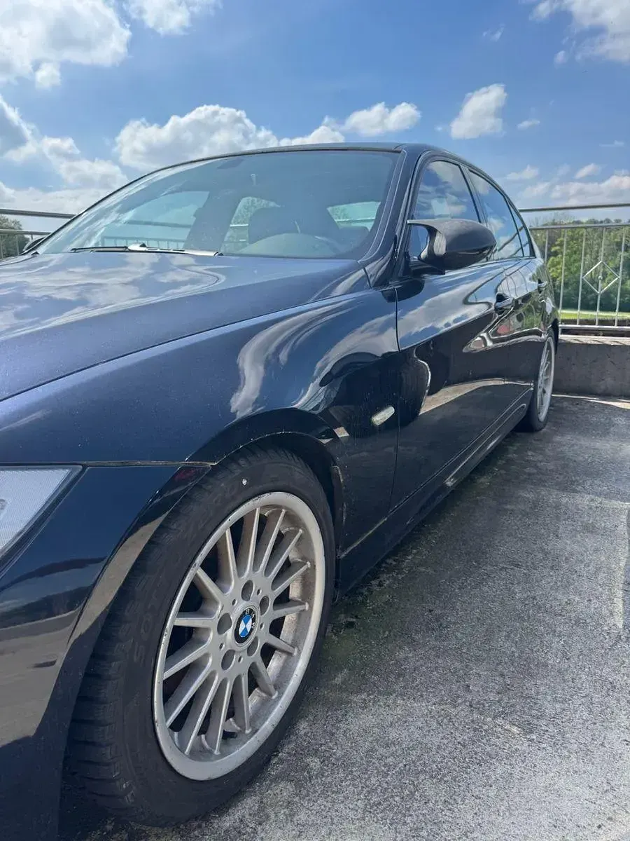 Gebraucht BMW 320 M Sport 173 PS (127 kW) 2006 Schwarz Limousine