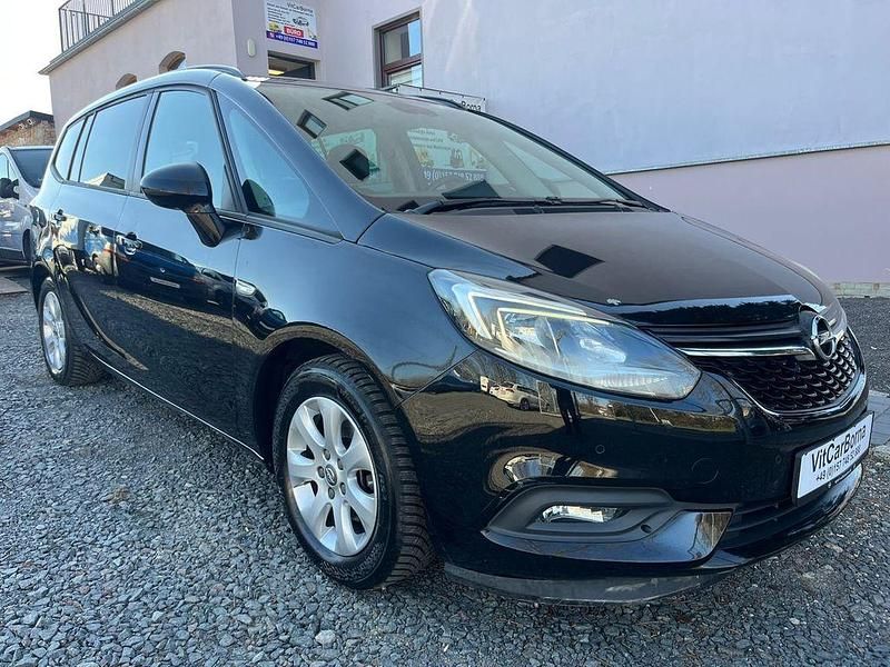 Gebraucht Opel Zafira Edition 140 PS (102 kW) 2016 Schwarz Van / Kleinbus