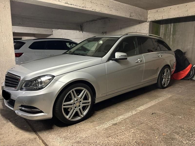 Silber Gebraucht 2013 Mercedes C220 Kombi | 11.099 € (Fairer Preis) - Bild 1/4