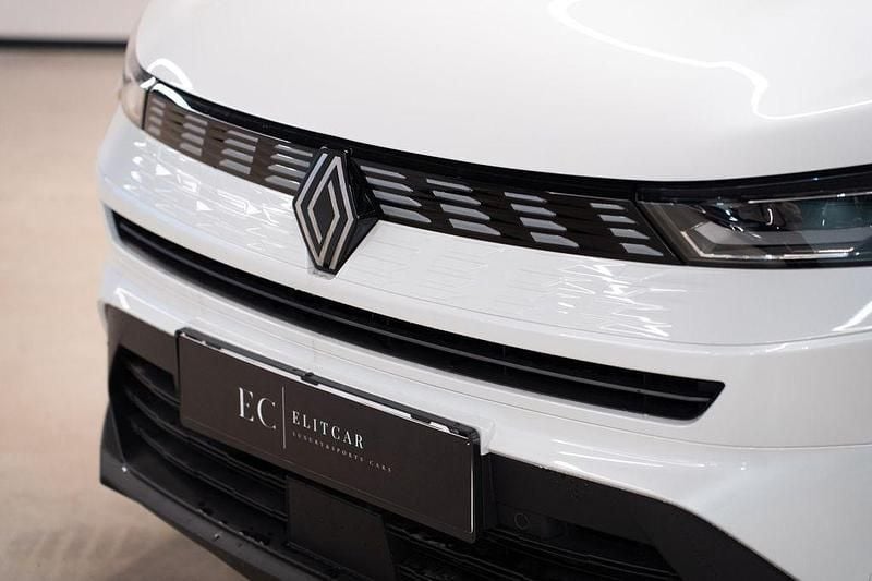 Ny Renault Symbioz Techno 143 HK (105 kW) 2025 Hvid SUV