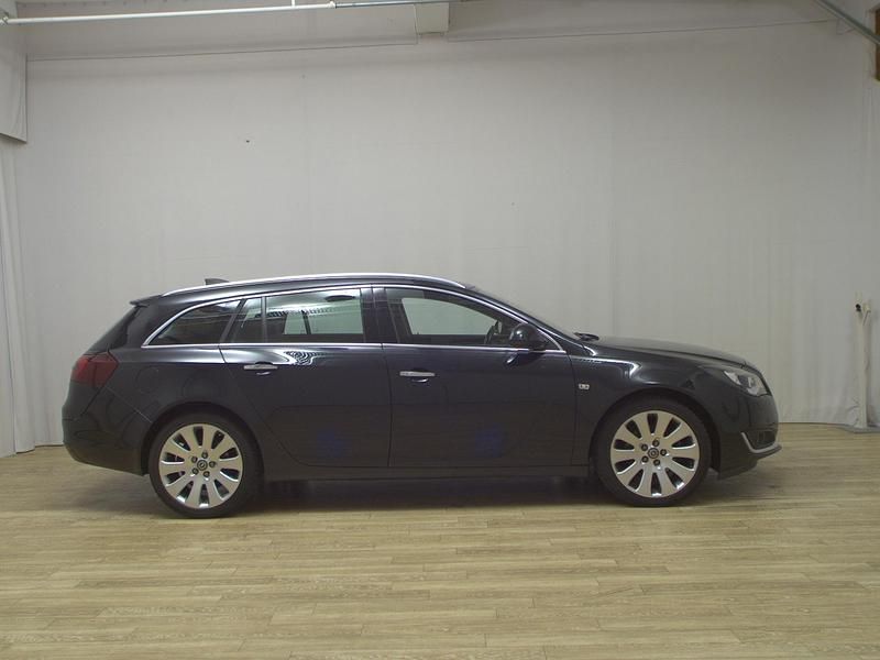 Karbonschw graphitschw midnigh Gebraucht 2016 Opel Insignia Business Kombi | 5.990 € (Superpreis) - Bild 1/4