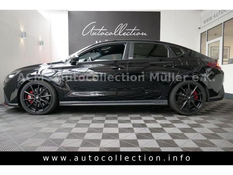 Gebraucht Hyundai i30 275 PS (202 kW) 2020 Phantom black (metallic) Limousine