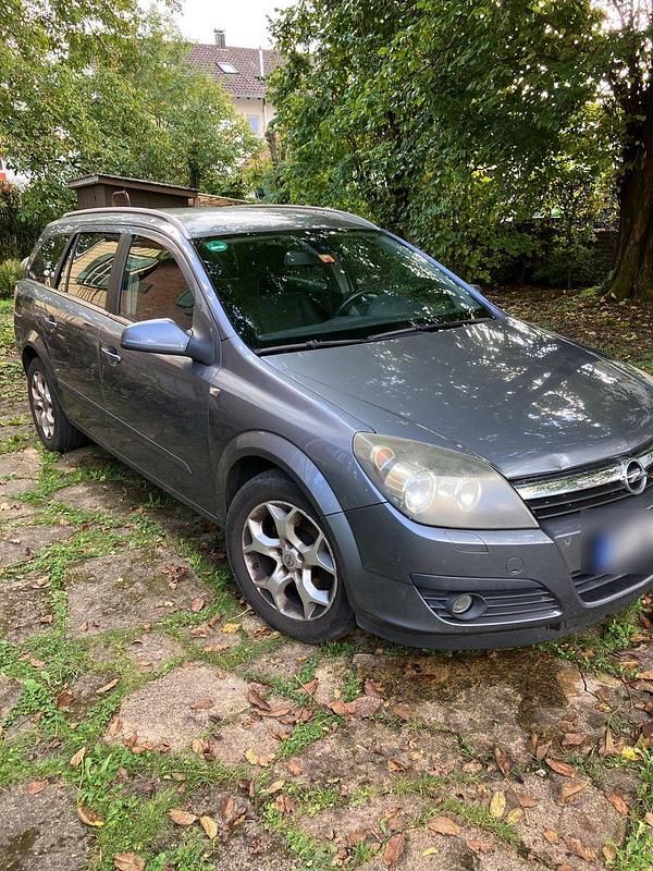 Grau Gebraucht 2006 Opel Astra Edition Kombi | 1.700 € (Fairer Preis) - Bild 1/4