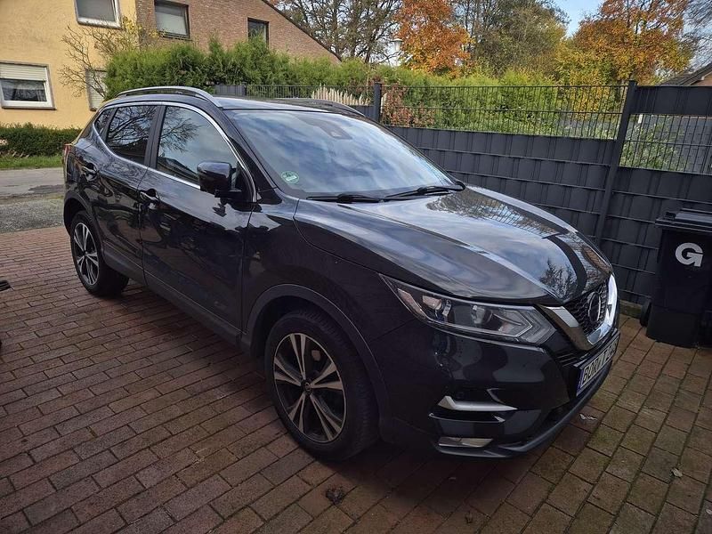 Gebraucht Nissan Qashqai N-Connecta 160 PS (117 kW) 2020 Schwarz SUV