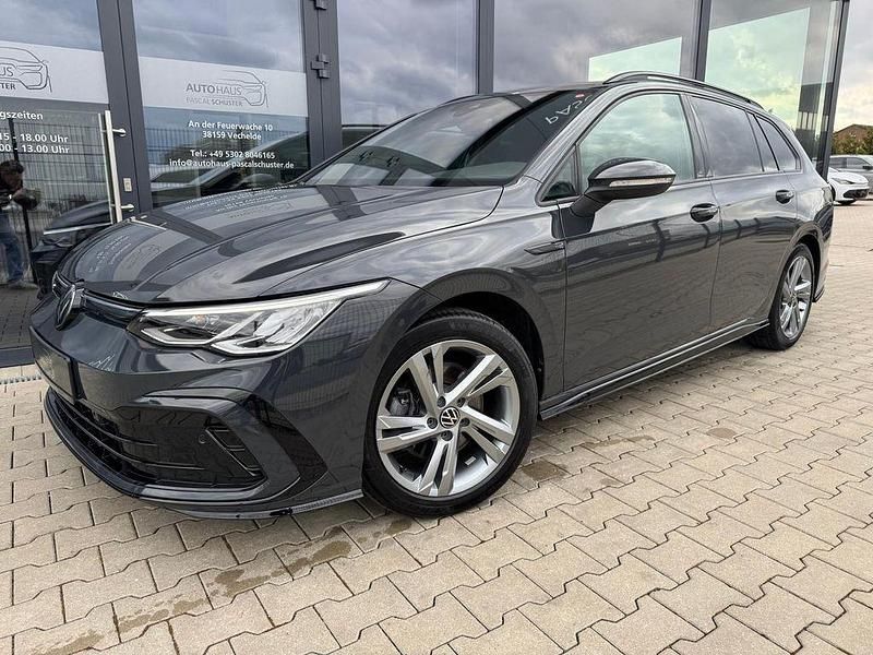 Gebraucht VW Golf VIII R-line 150 PS (110 kW) 2023 Uranograu Kombi