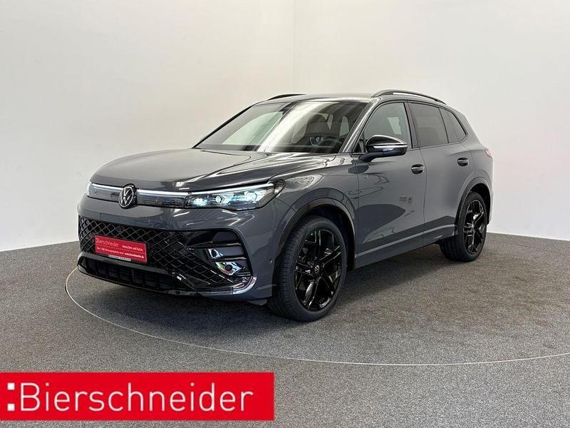 Grau Gebraucht 2024 VW Tiguan Style SUV | 40.450 € (Etwas zu teuer) - Bild 1/3