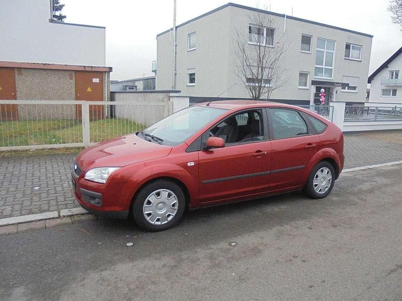 Gebraucht Ford Focus Fun X 101 PS (74 kW) 2007 Tango Kleinwagen