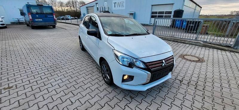 Gebraucht Mitsubishi Space Star Select+ 71 PS (52 kW) 2024 Weiß Kleinwagen