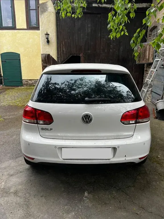 Second-hand VW Golf VI Trendline 80 CP (58 kW) 2009 Alb Hatchback