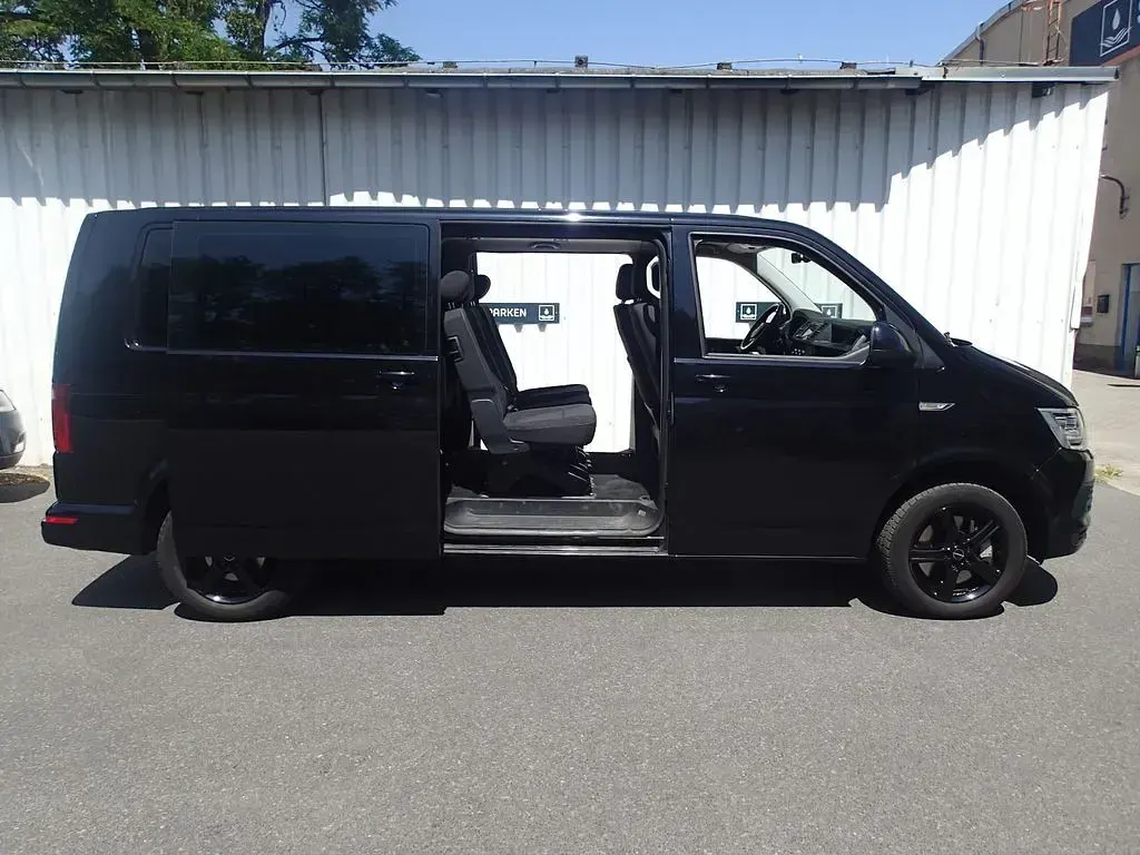 Gebraucht VW Multivan 204 PS (150 kW) 2018 Schwarz Van / Kleinbus
