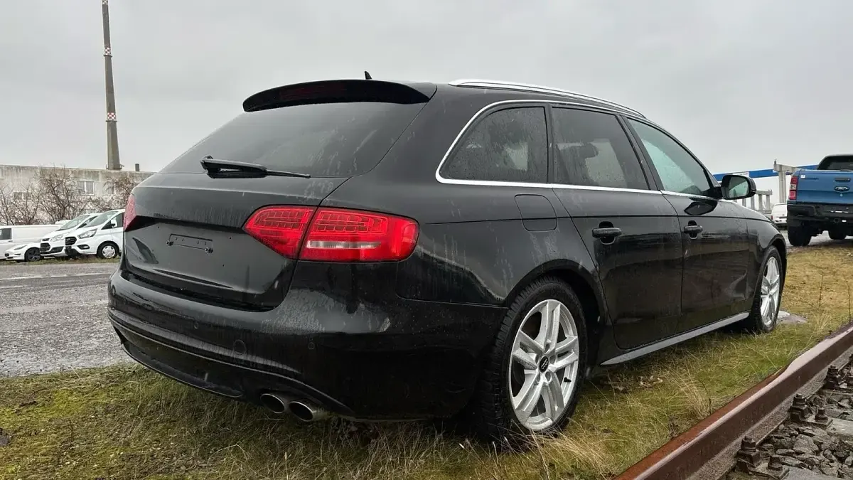Gebraucht Audi S4 333 PS (244 kW) 2010 Schwarz Kombi
