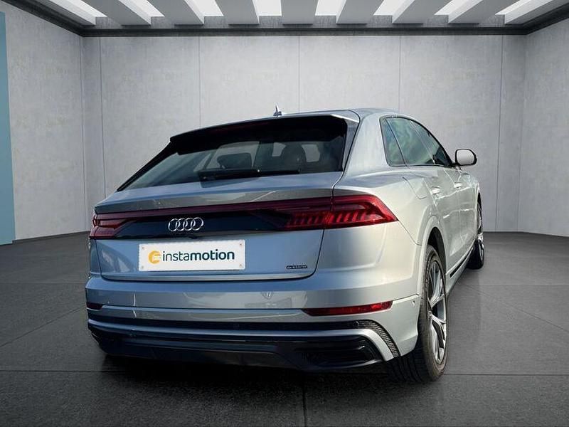 Gebraucht Audi Q8 286 PS (210 kW) 2022 Silber SUV