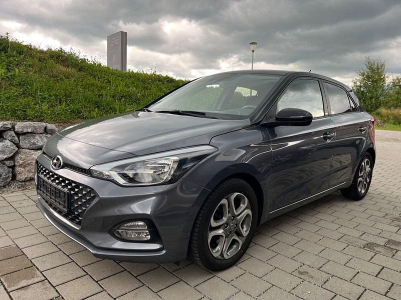 Gebraucht 2019 Hyundai i20 YES! Limousine | 9.990 € (Superpreis) - Bild 1/4