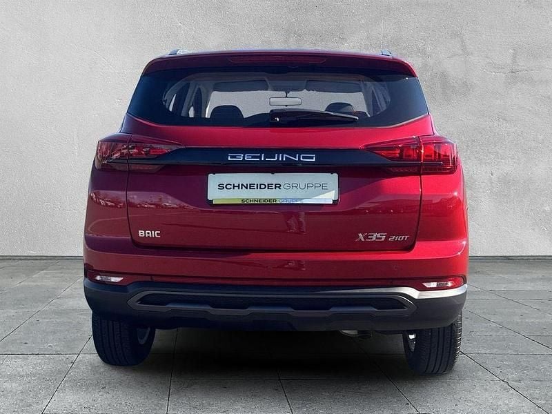 Gebraucht Baic X35 116 PS (85 kW) 2024 Rot SUV