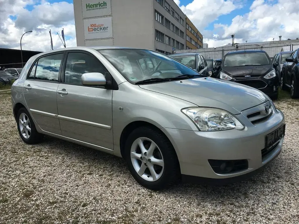Gebraucht Toyota Corolla Sol 97 PS (71 kW) 2006 Silber Limousine