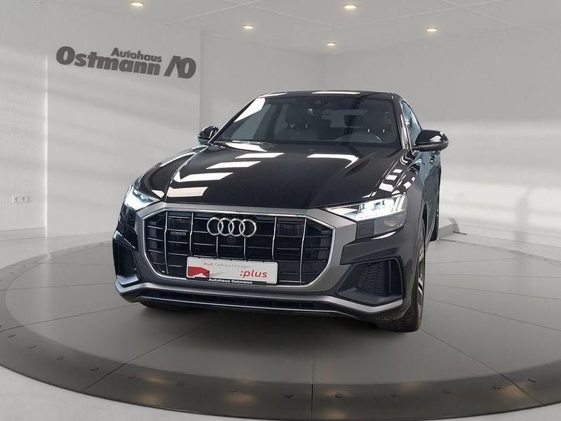 Gebraucht Audi Q8 S-Line 286 PS (210 kW) 2023 Mythosschwarz metallic SUV