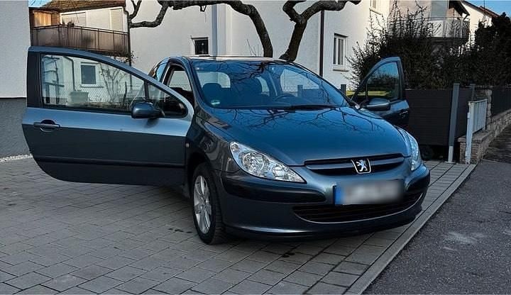 Grau Gebraucht 2005 Peugeot 307 Kleinwagen | 1.900 € (Fairer Preis) - Bild 1/4