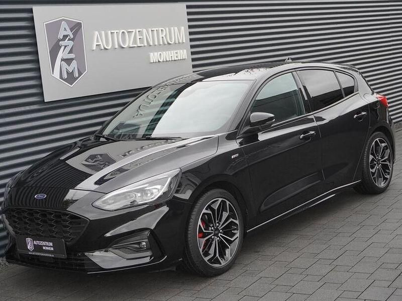 Gebraucht Ford Focus ST-Line X 155 PS (114 kW) 2021 Obsidianschwarz metallic Limousine