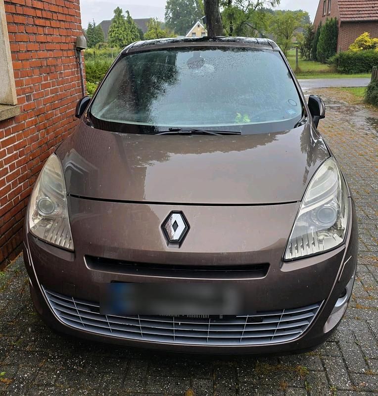 Braun Gebraucht 2010 Renault Grand Scénic III Van / Kleinbus | 4.000 € (Superpreis) - Bild 1/4