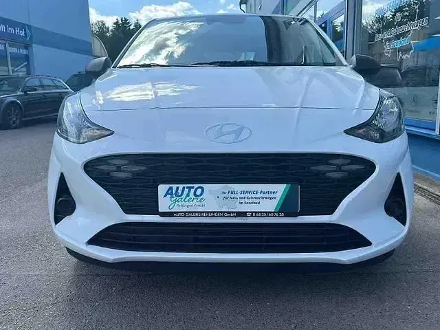 Gebraucht Hyundai i10 63 PS (46 kW) 2025 Weiß Kleinwagen