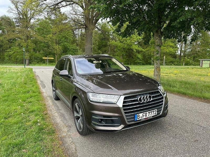 Gebraucht Audi Q7 Ambiente 272 PS (200 kW) 2015 Braun SUV