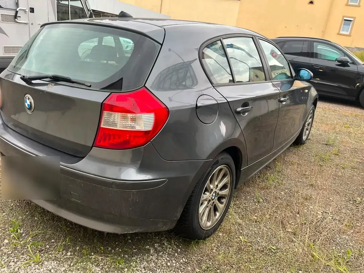 Gebraucht BMW 116 116 PS (85 kW) 2005 Grau Kleinwagen