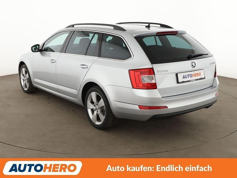 Gebraucht Skoda Octavia Style 150 PS (110 kW) 2015 Silber Kleinwagen