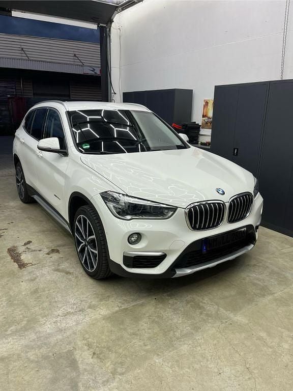 Weiß Gebraucht 2016 BMW X1 Performance SUV | 16.000 € (Guter Preis) - Bild 1/4