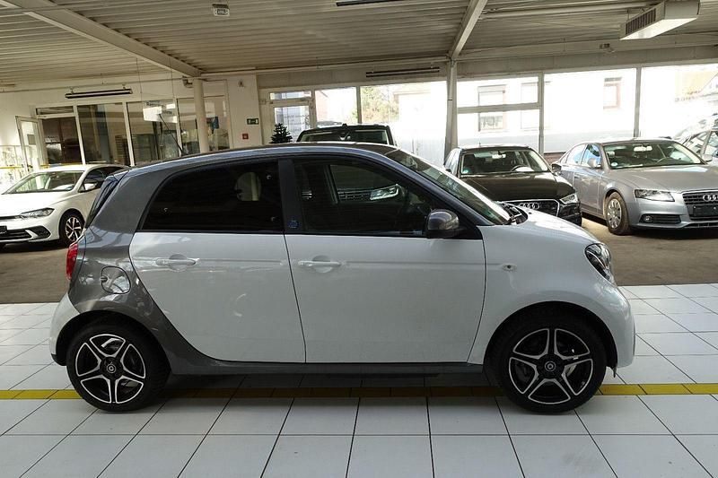 Occasion Smart ForFour Electric Drive 60 kW (82 ch) 2021 Blanc Citadine