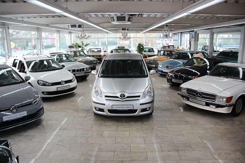 Gebraucht Toyota Corolla Sol 129 PS (94 kW) 2004 Silber Kombi