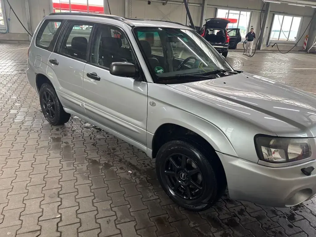 Gebraucht Subaru Forester Comfort 125 PS (91 kW) 2005 Silber SUV