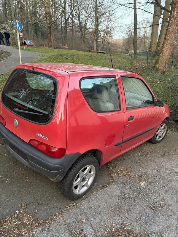 Gebraucht Fiat Seicento 54 PS (39 kW) 2005 Rot Kleinwagen