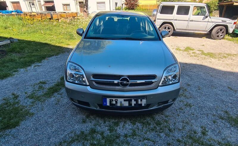 Gebraucht 2003 Opel Vectra Elegance Limousine | 2.200 € (Etwas zu teuer) - Bild 1/4