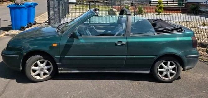 Gebraucht VW Golf Cabriolet 101 PS (74 kW) 2000 Grün Cabrio