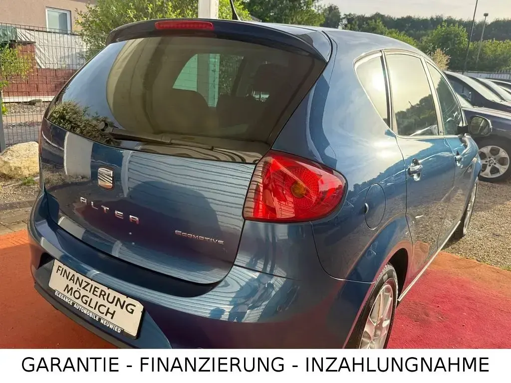 Gebraucht Seat Altea 105 PS (77 kW) 2015 Blau Limousine