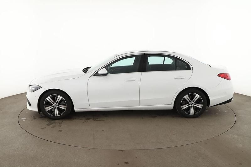 Gebraucht Mercedes C300 Avantgarde 258 PS (189 kW) 2022 Weiß Limousine