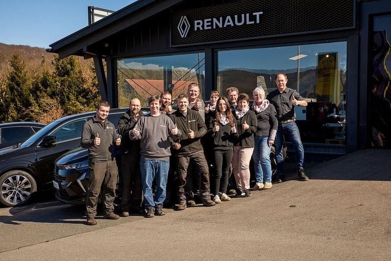 Gebraucht Renault Kangoo Techno 131 PS (96 kW) 2023 Grau Van / Kleinbus