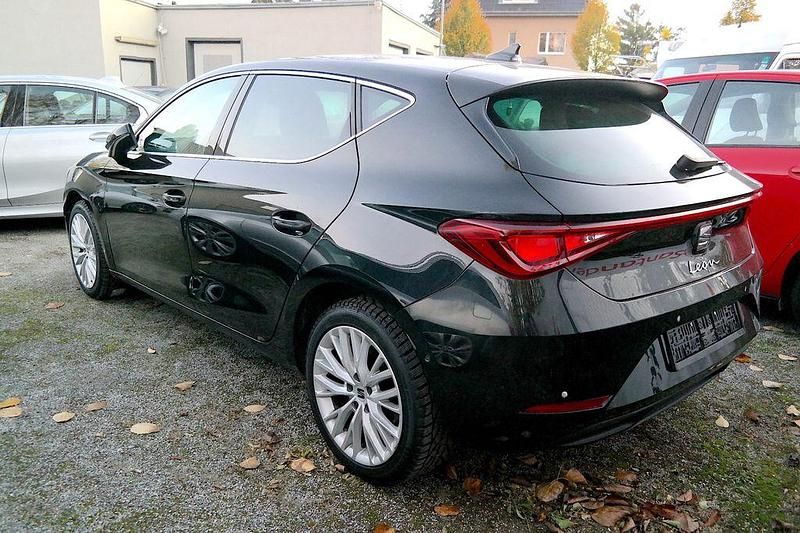Gebraucht Seat Leon XCELLENCE 131 PS (96 kW) 2021 Schwarz Limousine