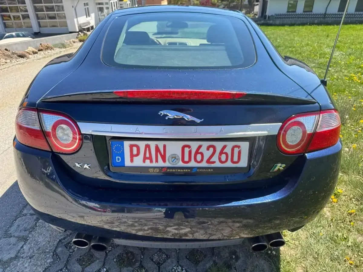 Gebraucht Jaguar XKR Supercharged 416 PS (305 kW) 2008 Indigo blue . Cabrio