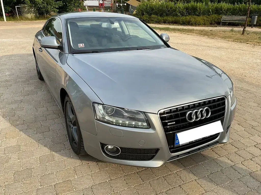 Gebraucht Audi A5 Design 239 PS (175 kW) 2010 Grau Coupé