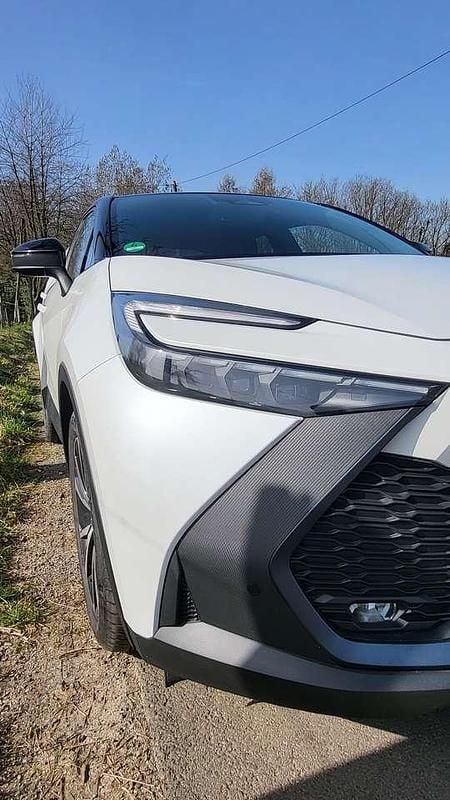 Gebraucht Toyota C-HR Team 152 PS (111 kW) 2024 Weiß SUV