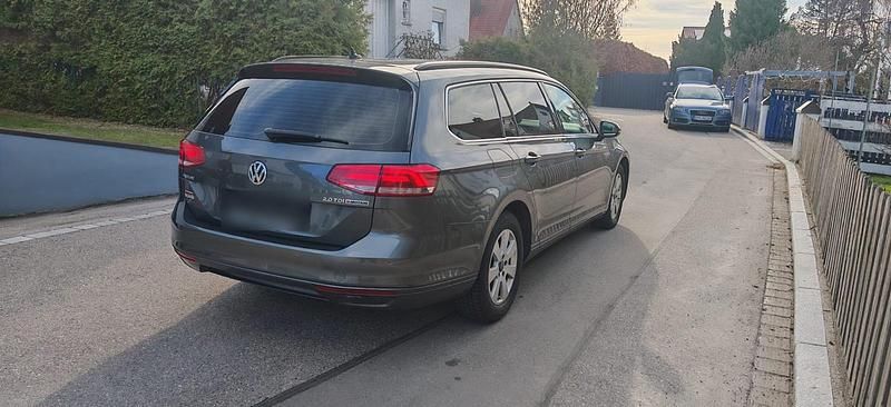Gebraucht VW Passat 150 PS (110 kW) 2015 Grau Kombi